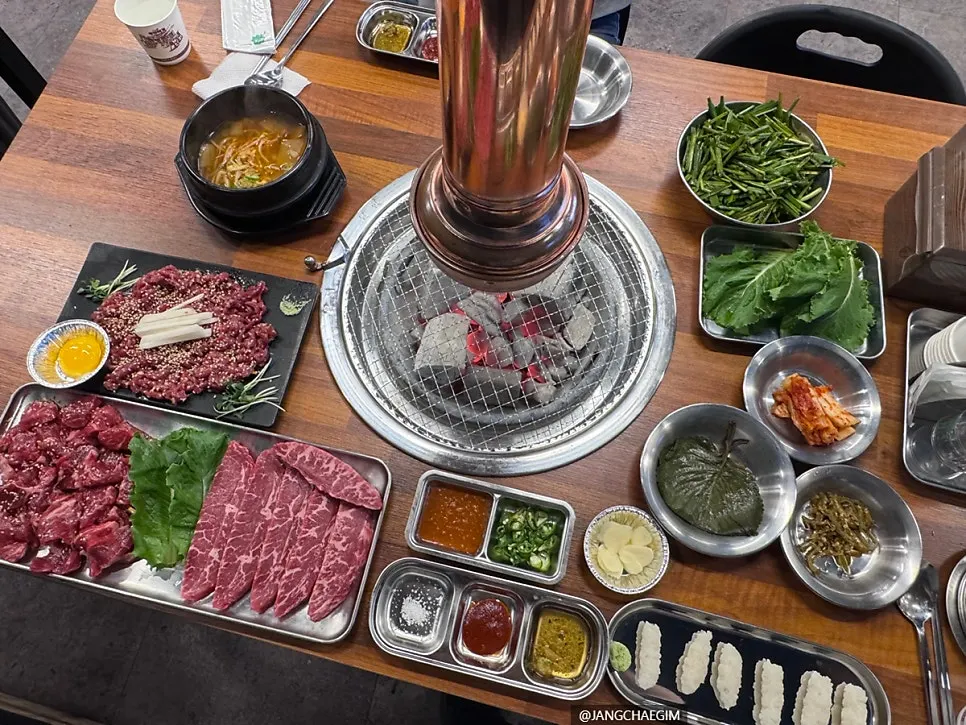 골라먹는 한판 800g 상차림 전경