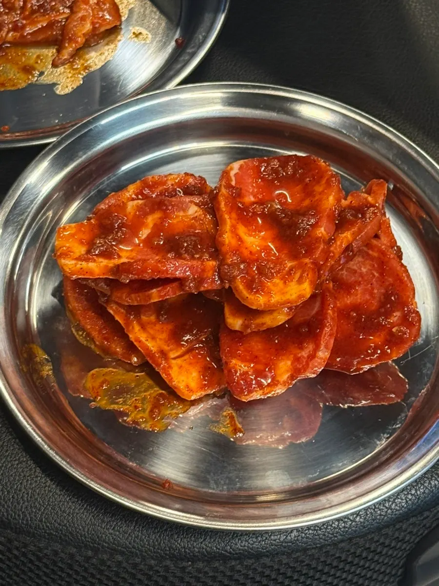 Grilled red donggeurangttaeng made with pork neck