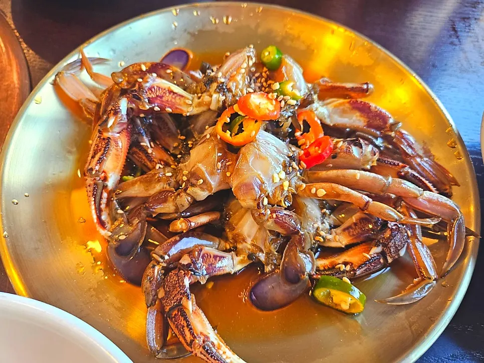 Soy-marinated crab at Neul Gogi Jip Icheon Main Branch
