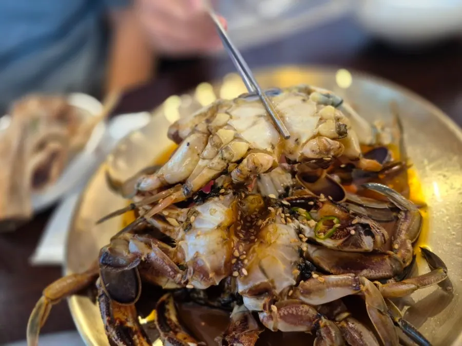 Large chunks of soy-marinated crab