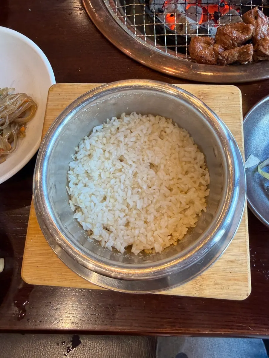 Hwangmi pot rice made with rice milled fresh daily