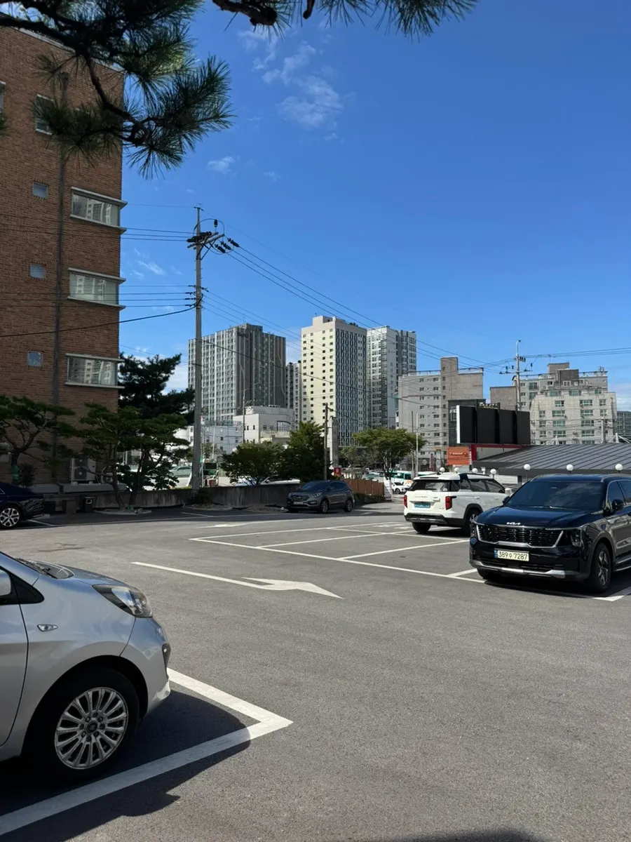 Exterior of Neul Gogi Jip Icheon Main Branch on Gyeongchung-daero