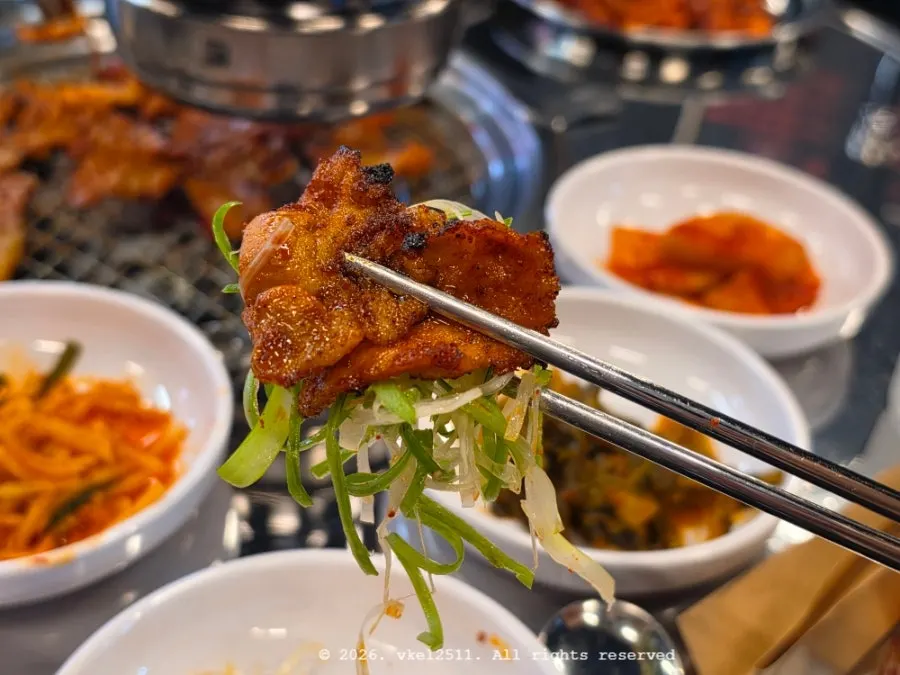 Cooked marinated pork belly with charcoal aroma