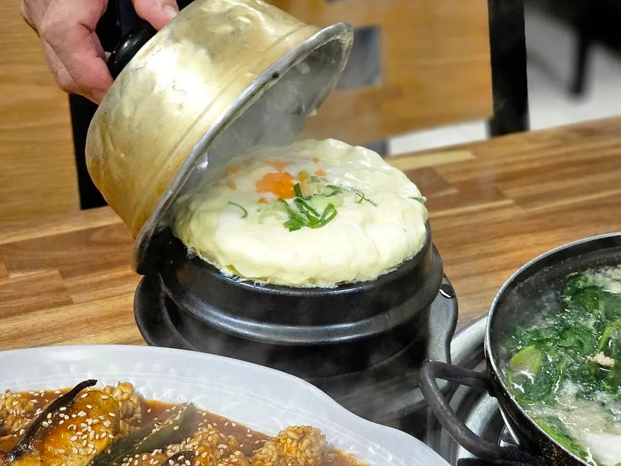 대구지리탕 한 그릇 덜어낸 모습