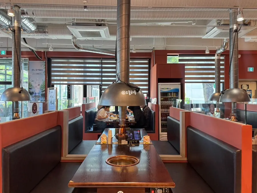 Interior of Neul Gogi Jip Icheon Main Branch