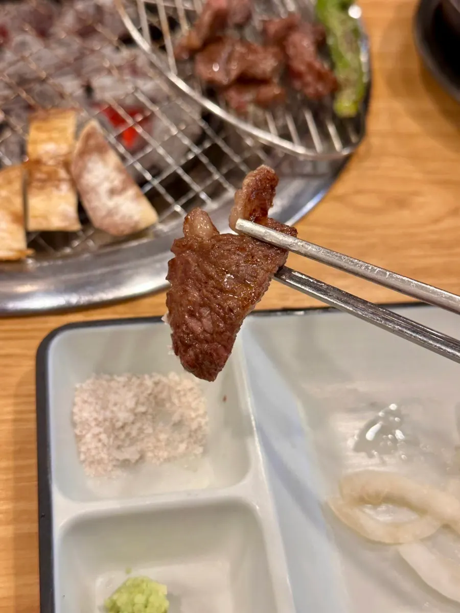구워진 살치살 클로즈업