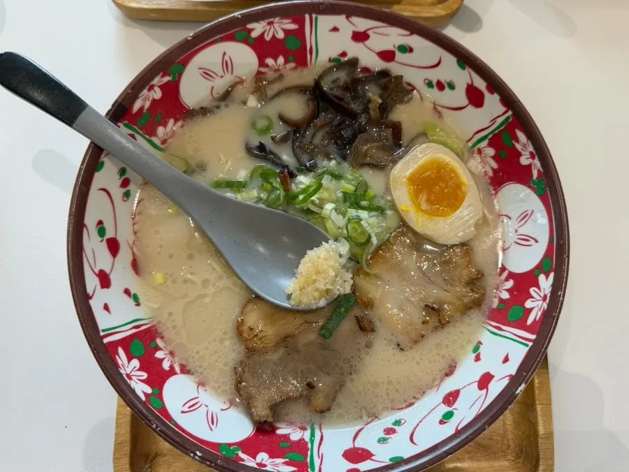 A bowl of tonkotsu ramen at Ichiba Ramen
