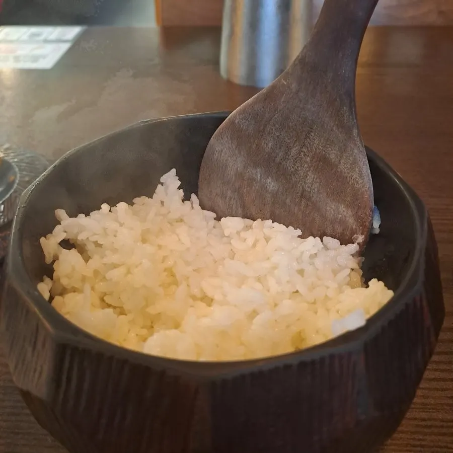 Rice served first in a small pot