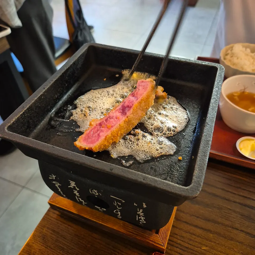 개인 화로에 굽는 규카츠