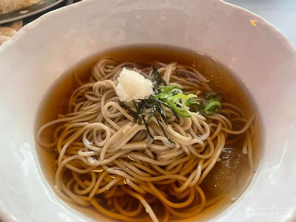 Cold soba ordered alongside the gyukatsu