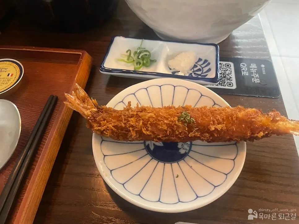 Big, plump shrimp tempura
