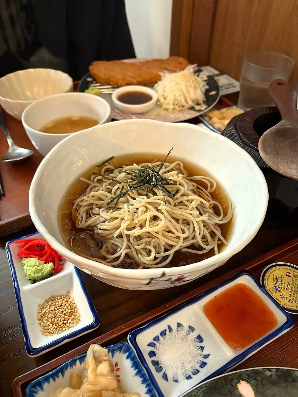 Gyukatsu grilled with Isigny butter on the tabletop grill
