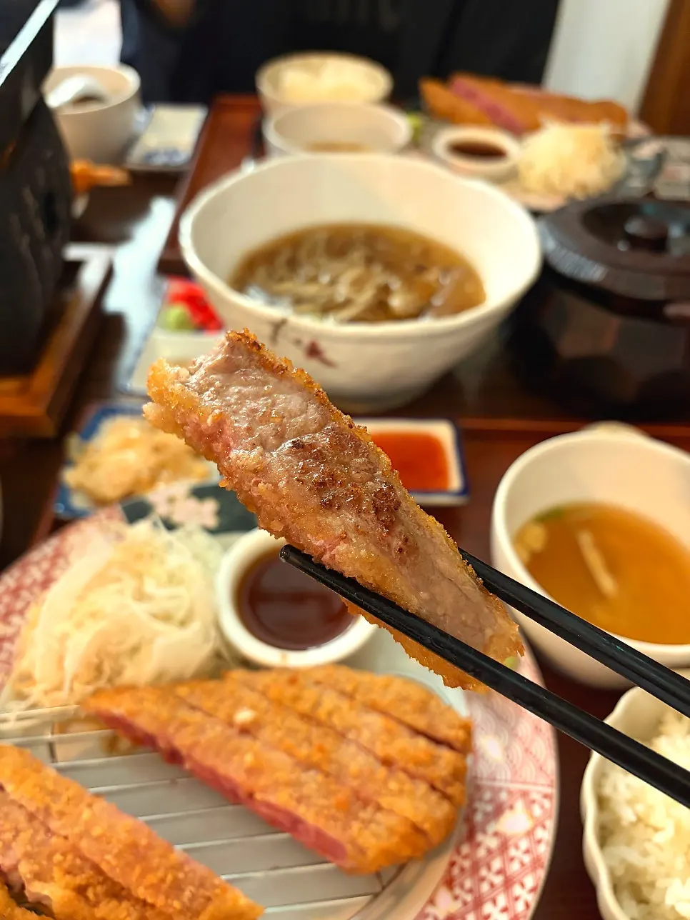 Cross-section of the thick sirloin gyukatsu