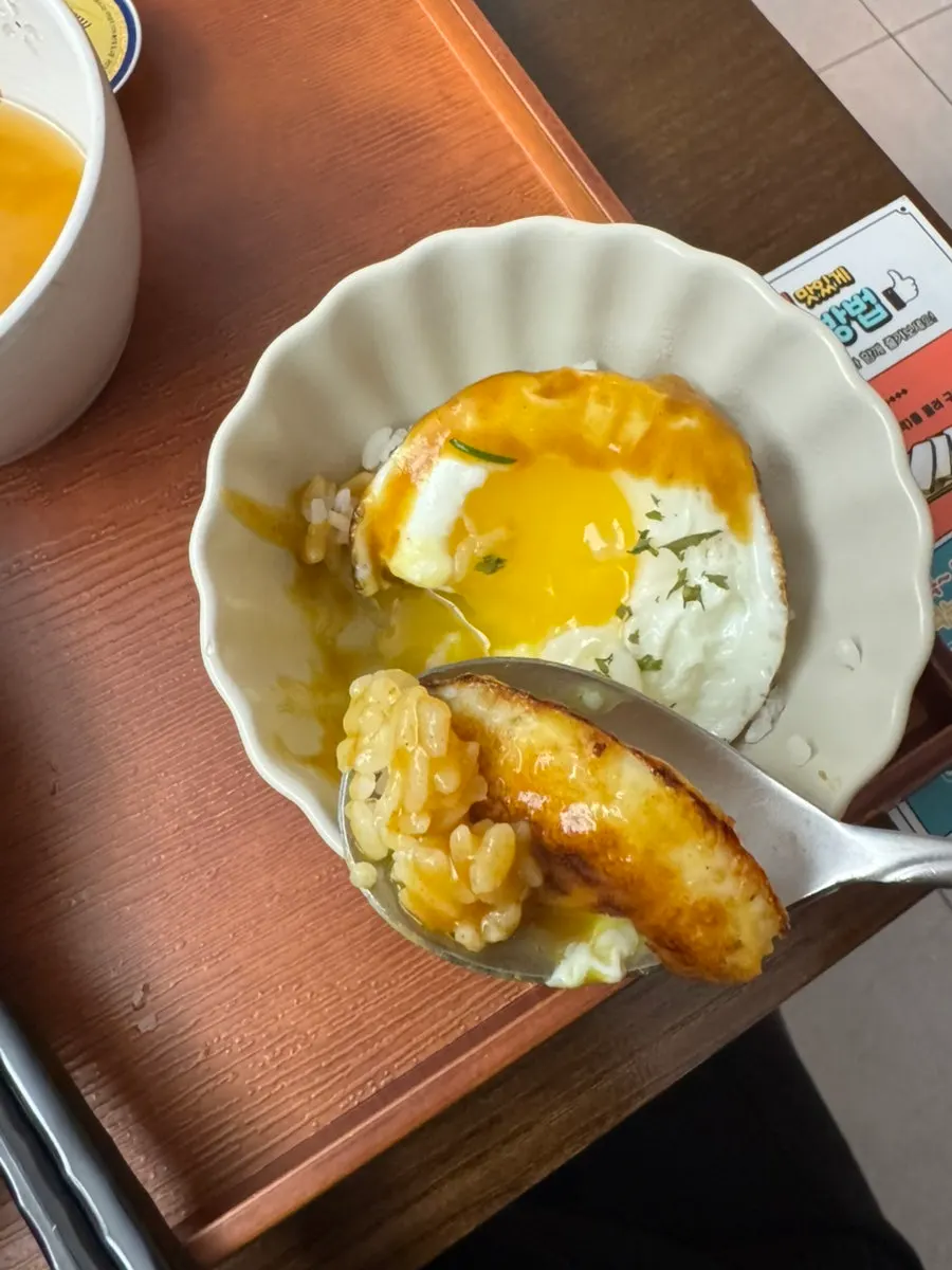 Curry rice topped with a fried egg