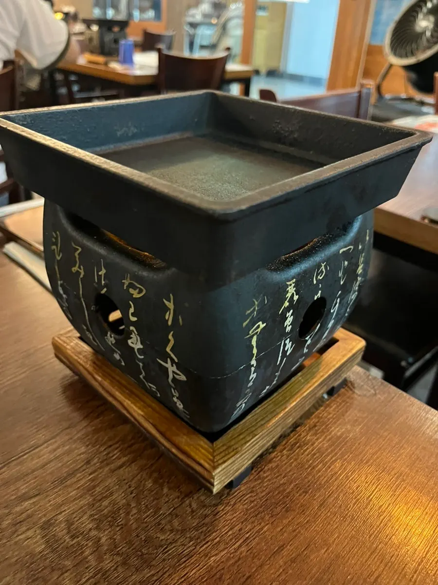 규카츠 구워 먹는 큼직한 돌판