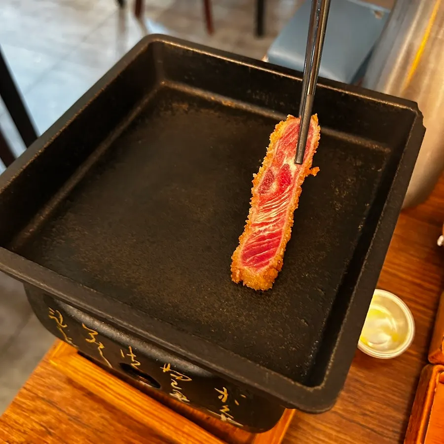 Heated personal tabletop burner