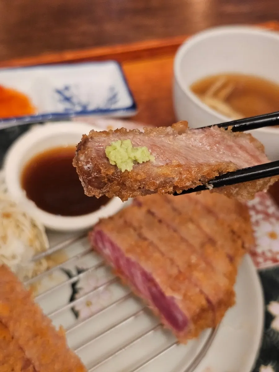화로에 구운 규카츠 단면