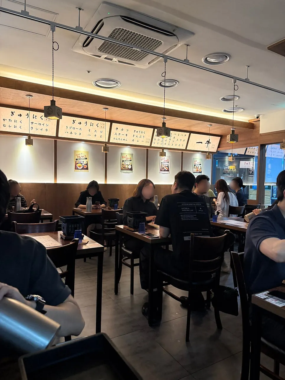 이치규 서울역점 웨이팅 접수 공간