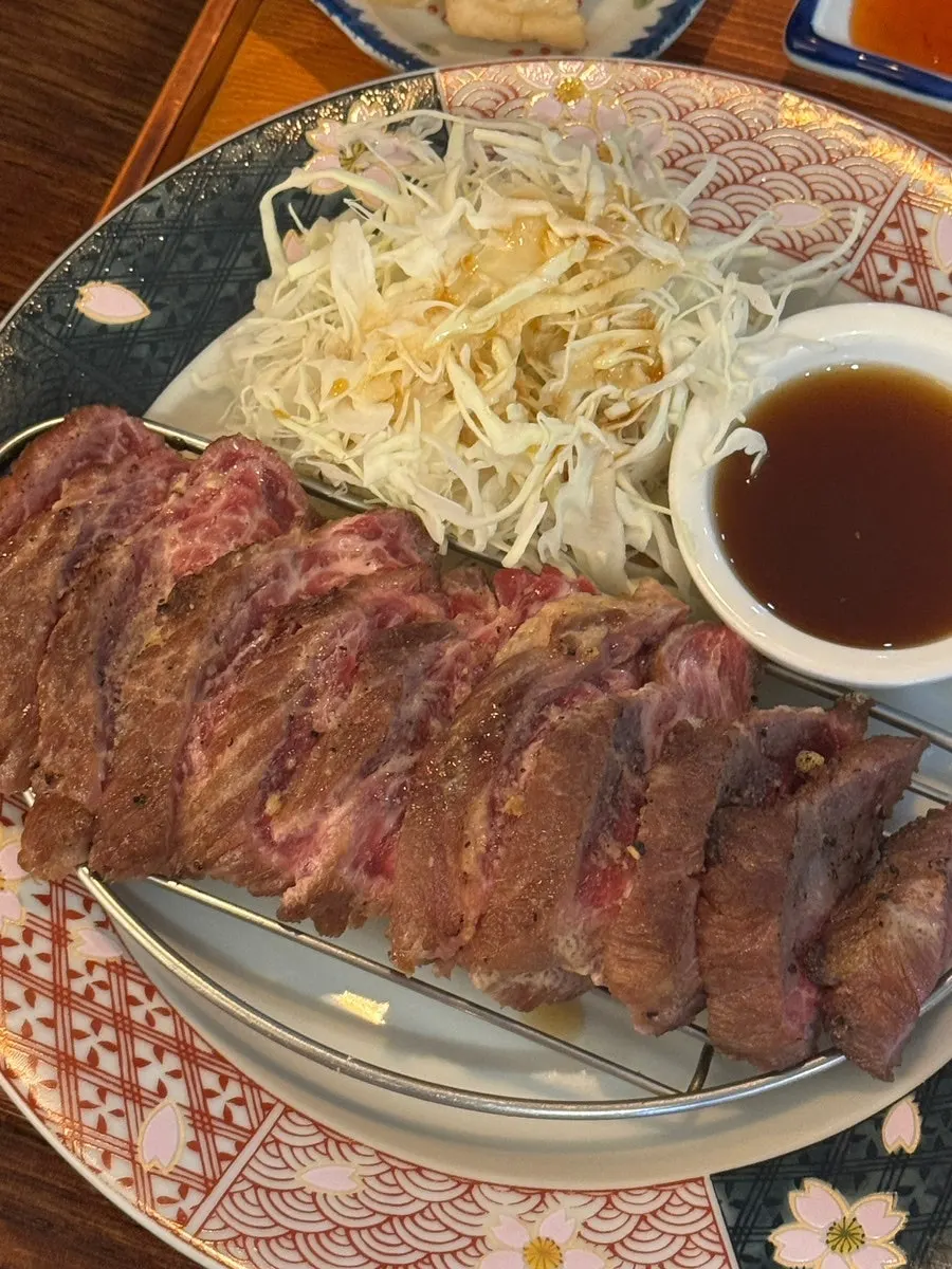 The full sirloin steki set