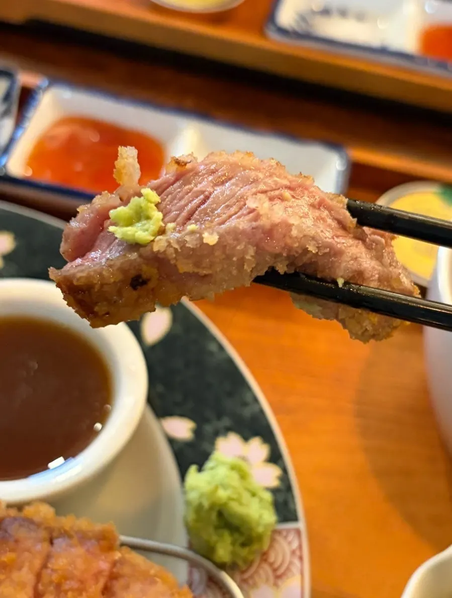 Cross-section of the grilled gyukatsu