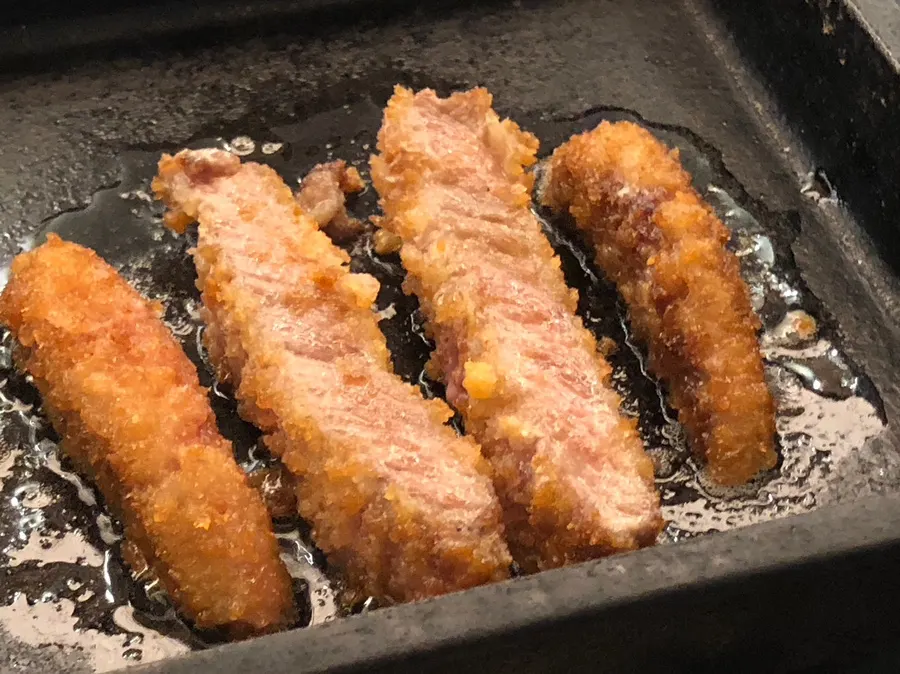 Japanese curry topped with fried king shrimp