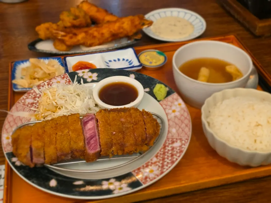 Ichigyu gyukatsu set served with rice and soup