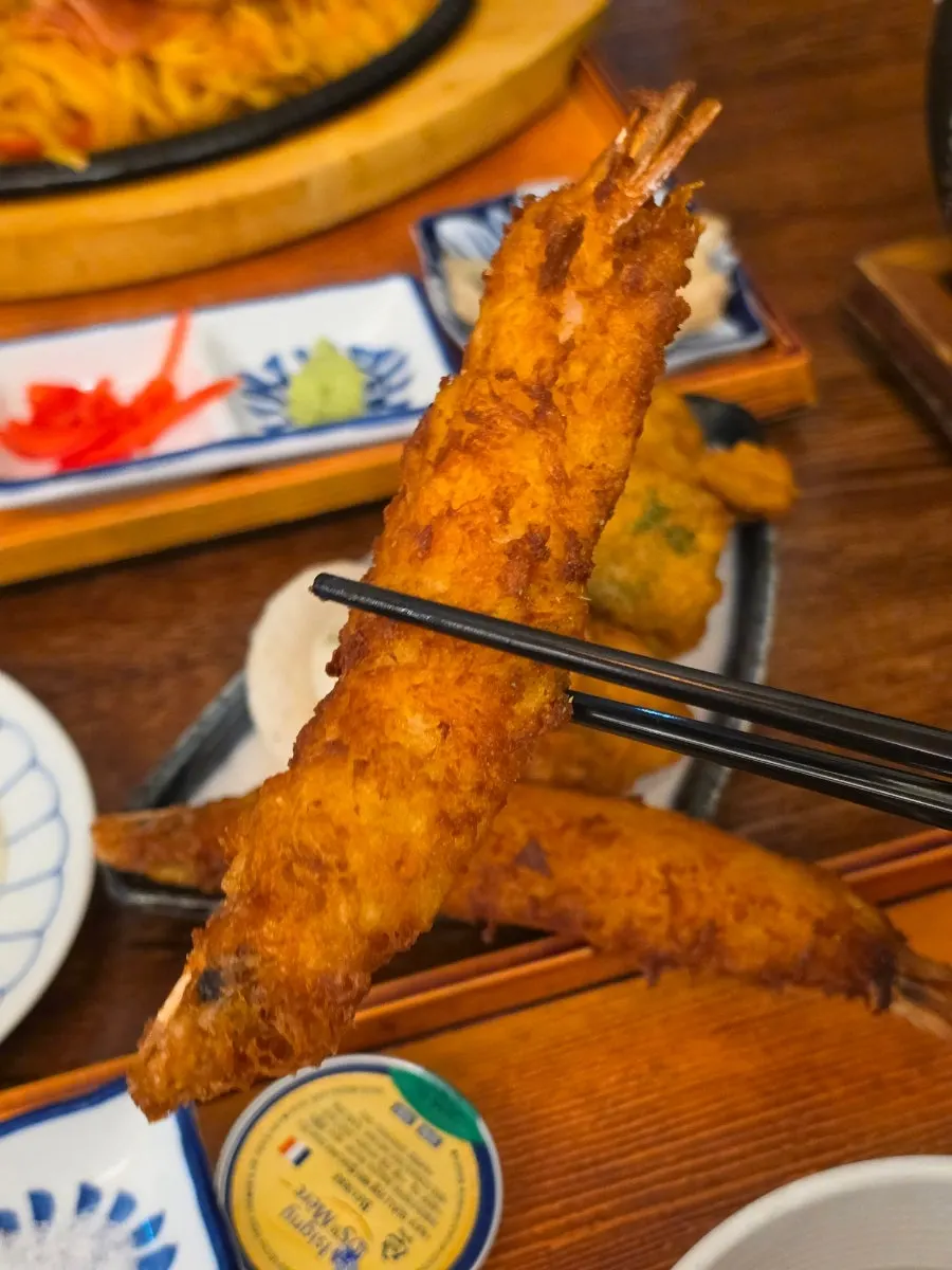Close-up of the large fried shrimp