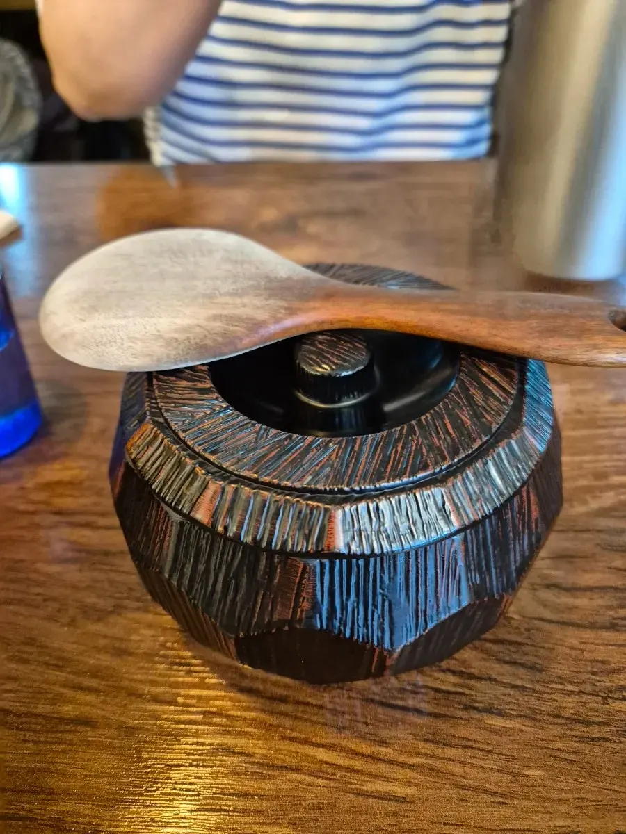 Rice setup for self-serving with Ichigyu gyukatsu
