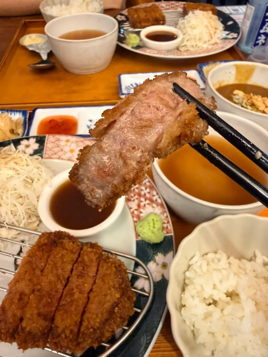 화로 가득 올린 규카츠 고기