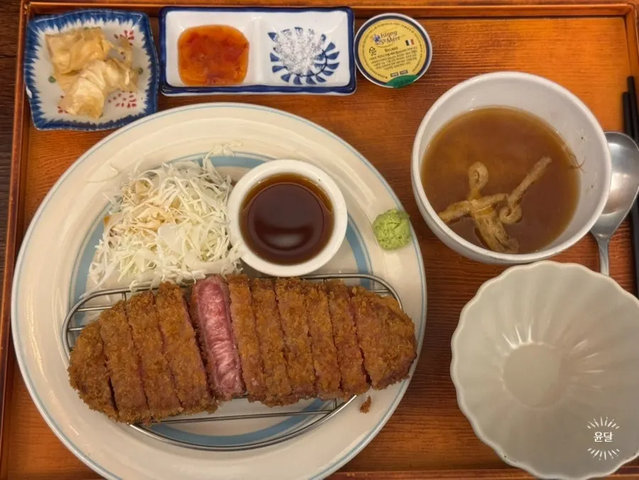 리필 가능한 공깃밥