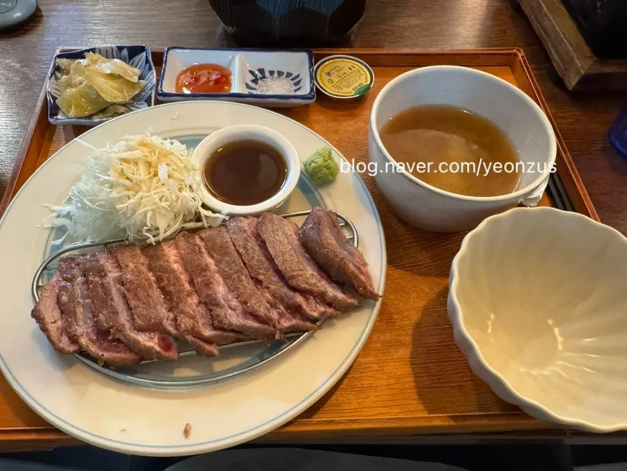스테키 메뉴 한 상 차림