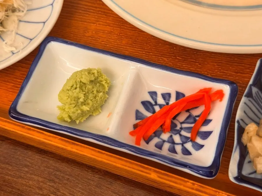 Gyukatsu served with wasabi and salt