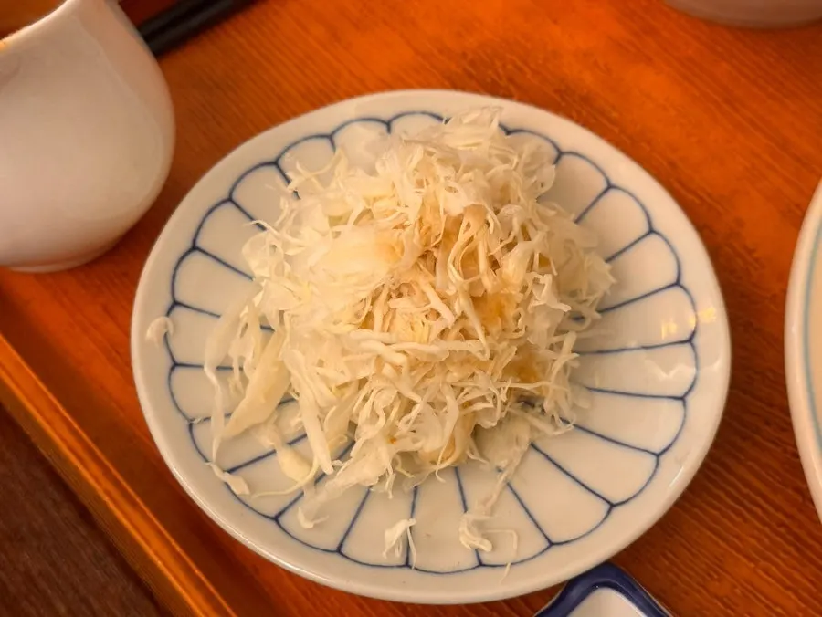 Gyukatsu dipped in sauce