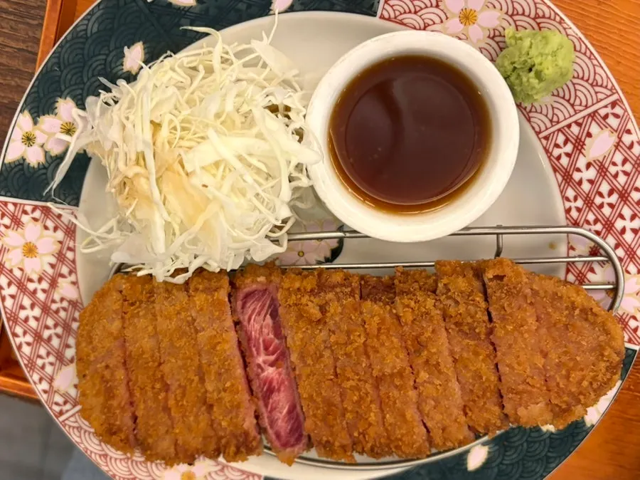 Full spread of the gyukatsu set meal