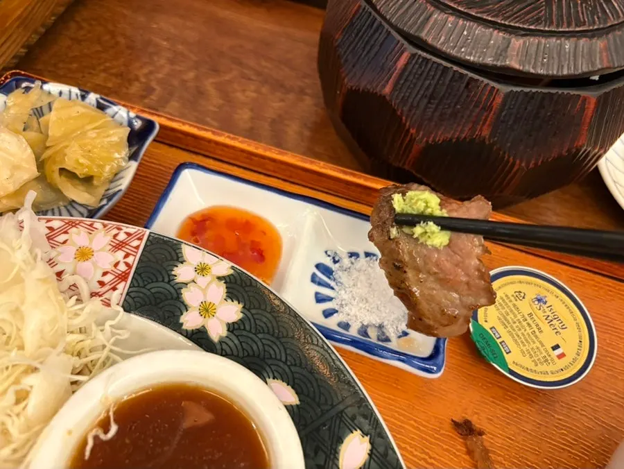 Golden-grilled sirloin gyukatsu