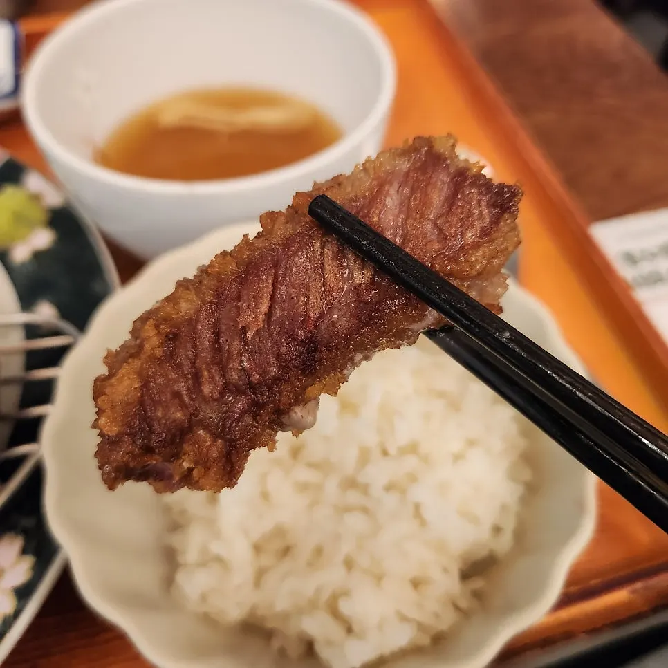 밥과 함께 먹는 스테끼 한상