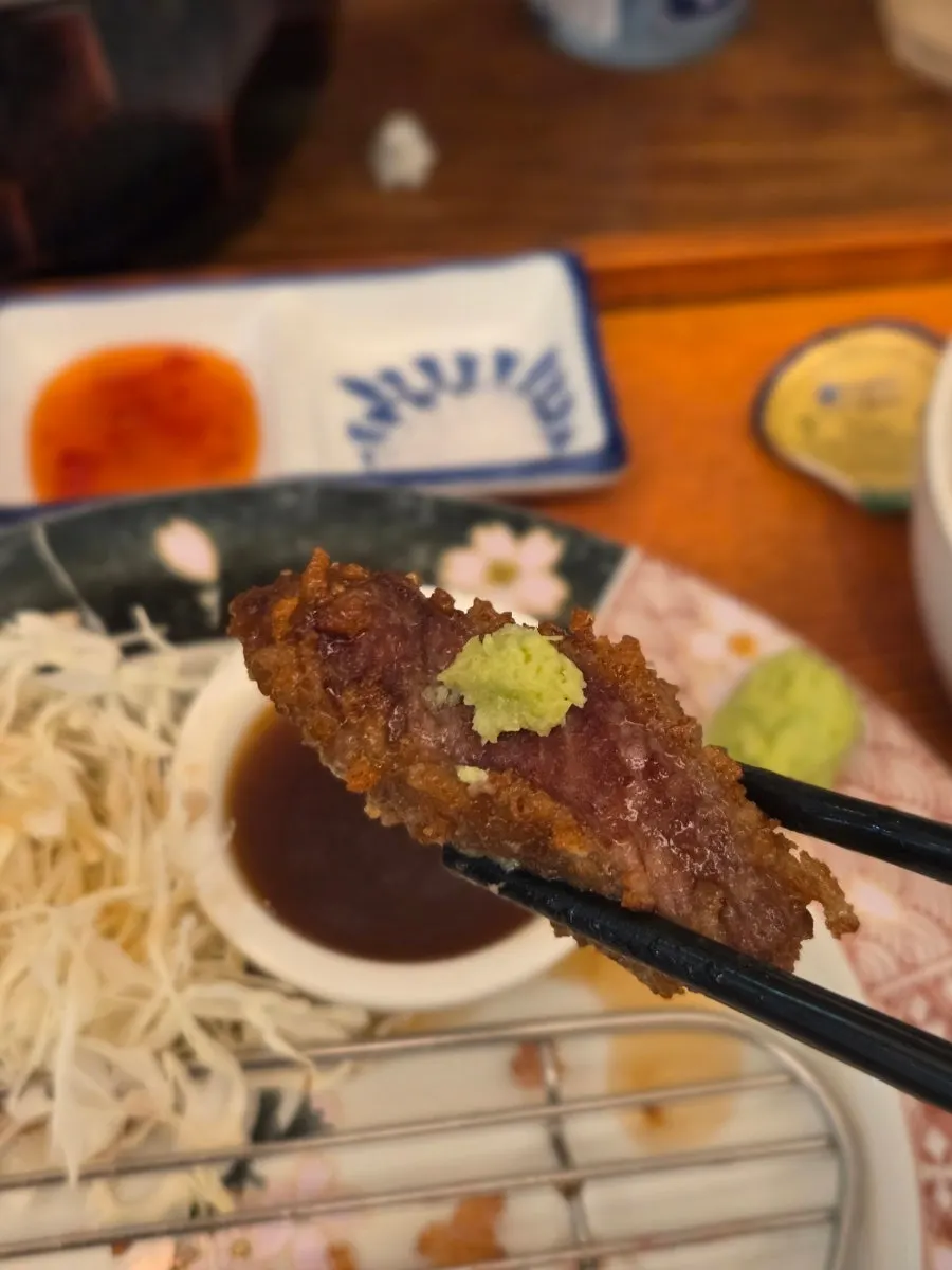 Sirloin gyukatsu grilled on the brazier