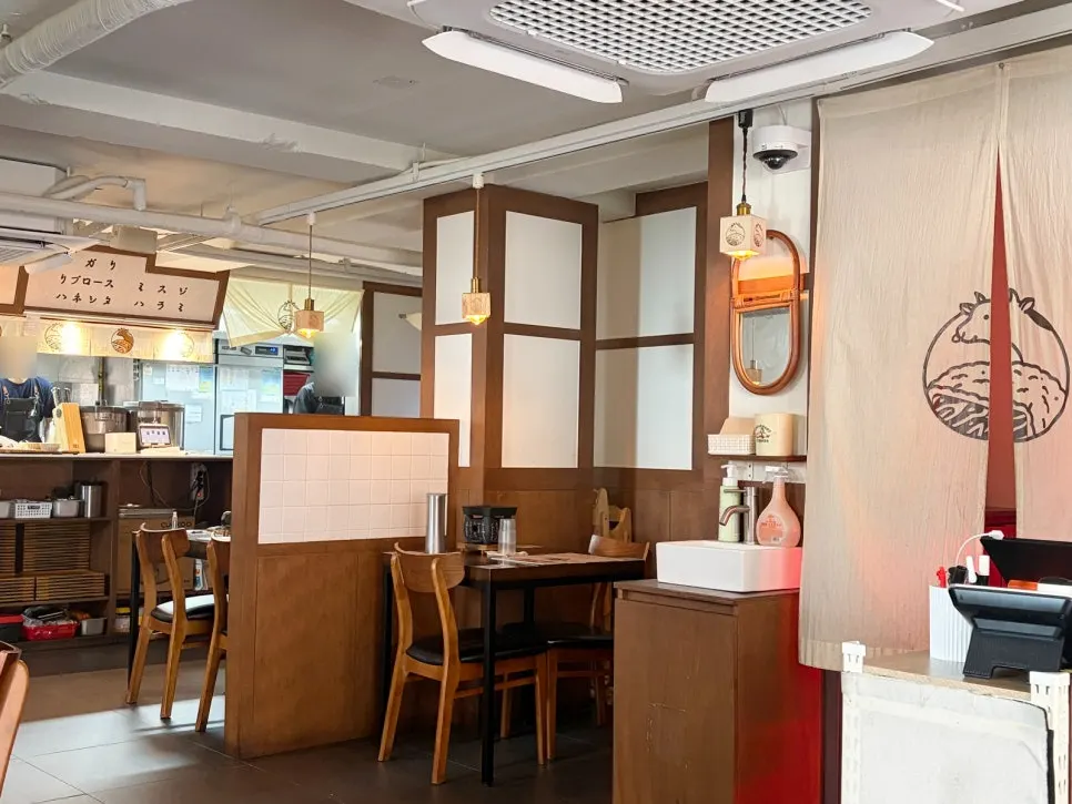 이치규 강남신논현점 테이블 좌석