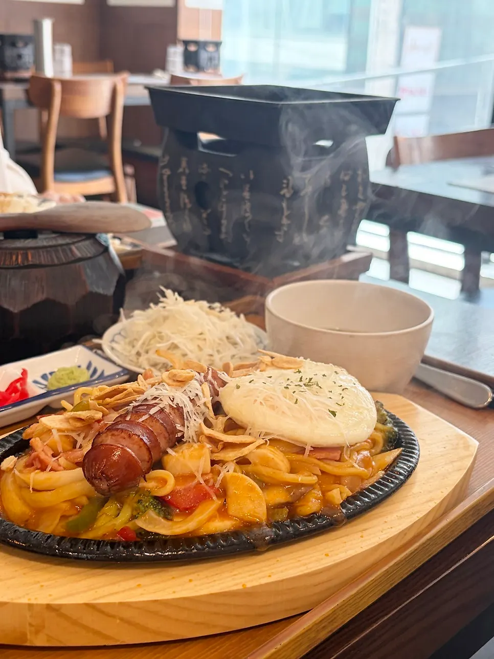 세로로 담은 이치규 규카츠 한 접시