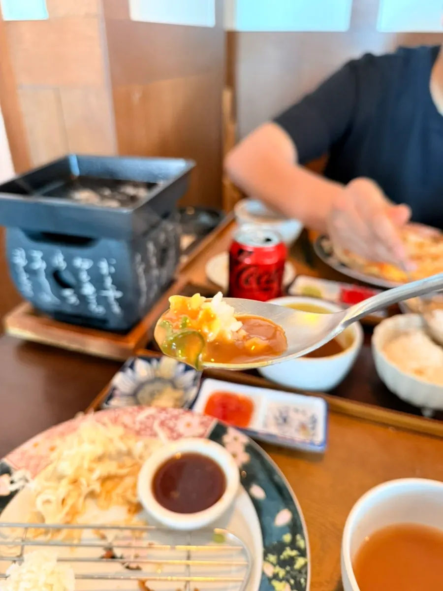 밥양을 줄이고 카레 위주로 남긴 미니 카레