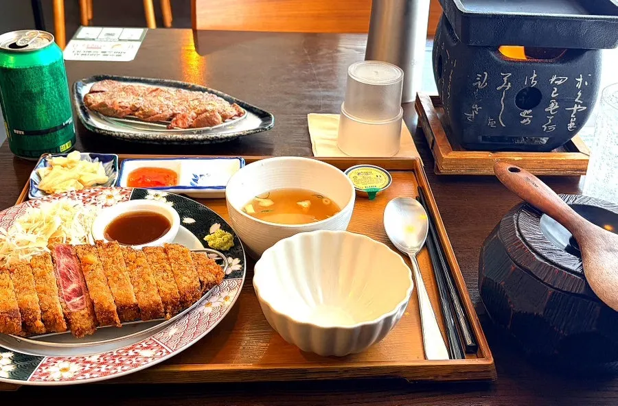 주문을 마친 이치규 테이블