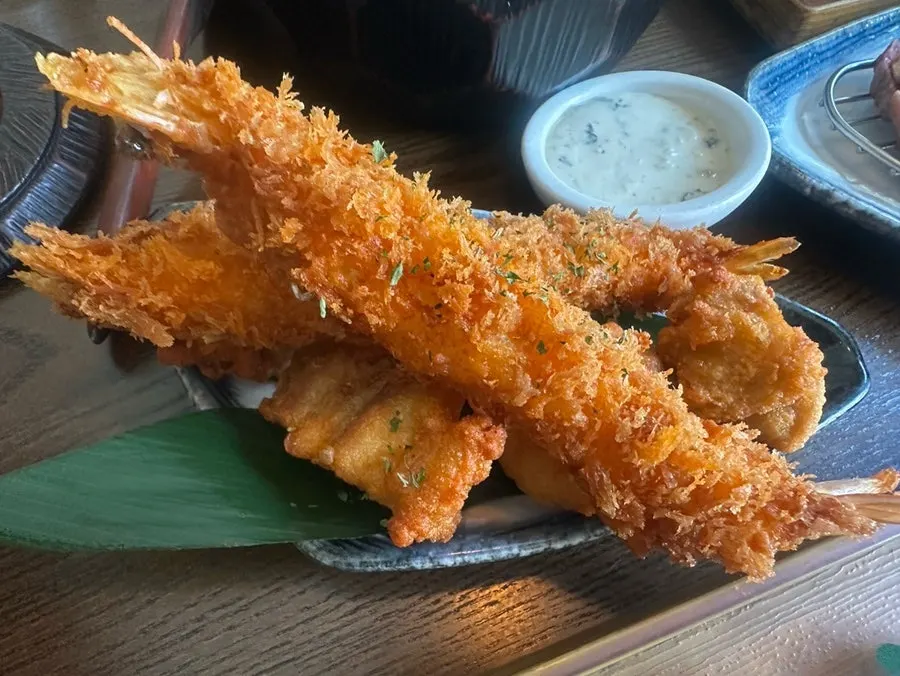 Fried shrimp karaage and Japanese-style mini curry
