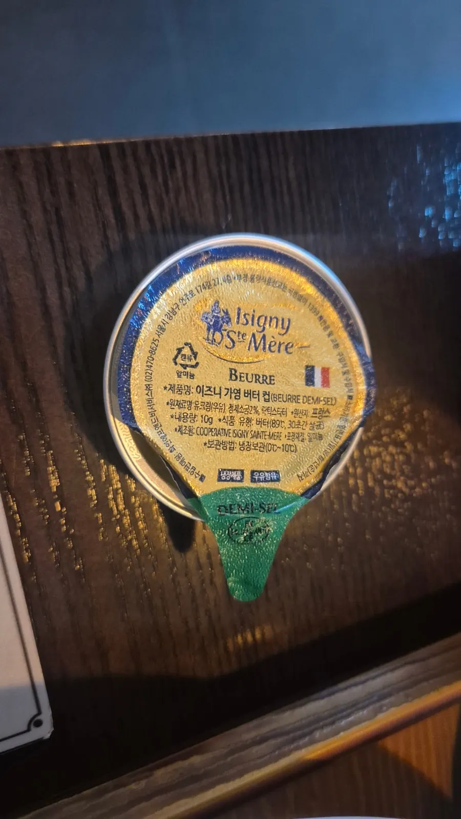滋滋作响的规卡茨与牛排特写