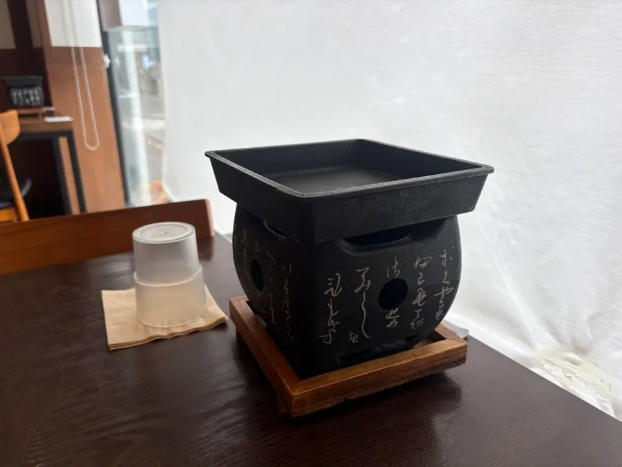 Personal grill for gyukatsu on each table
