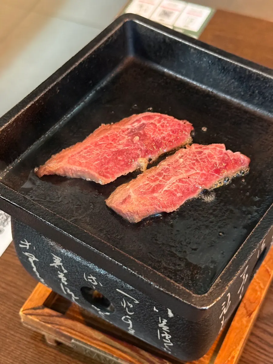 Steki grilling on the tabletop brazier