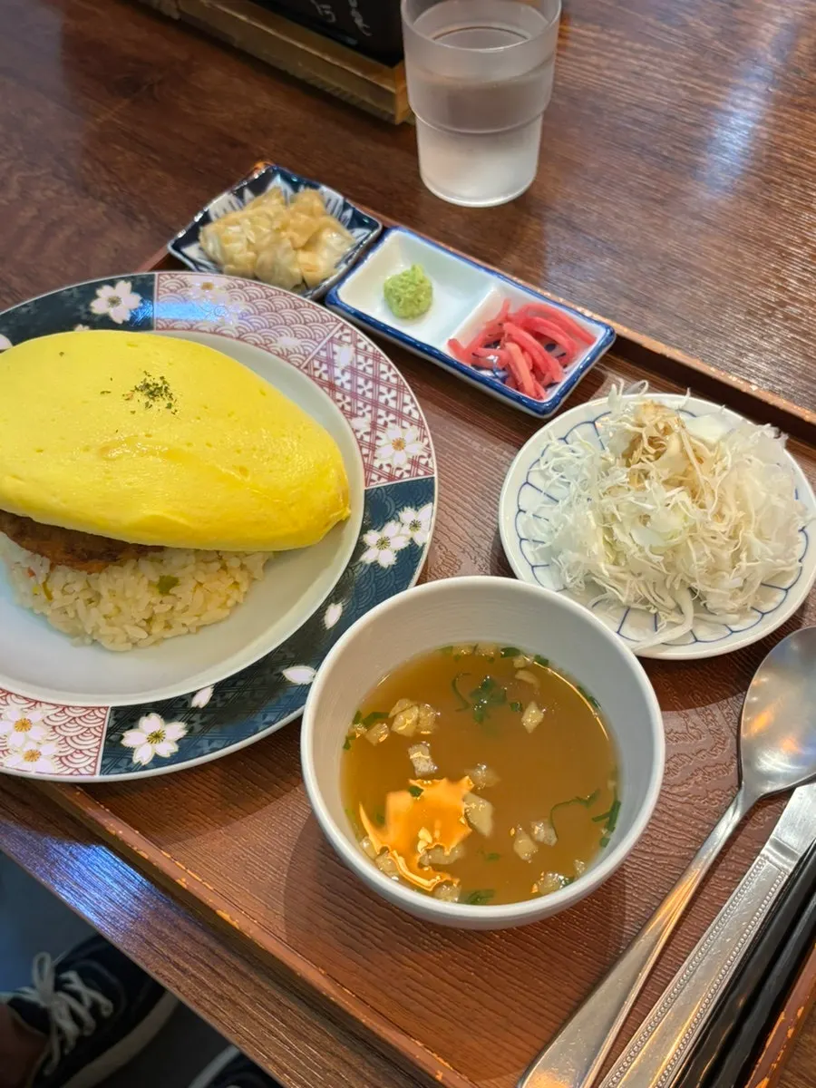 A full plate of hamburg omurice at Ichigyu Wonju