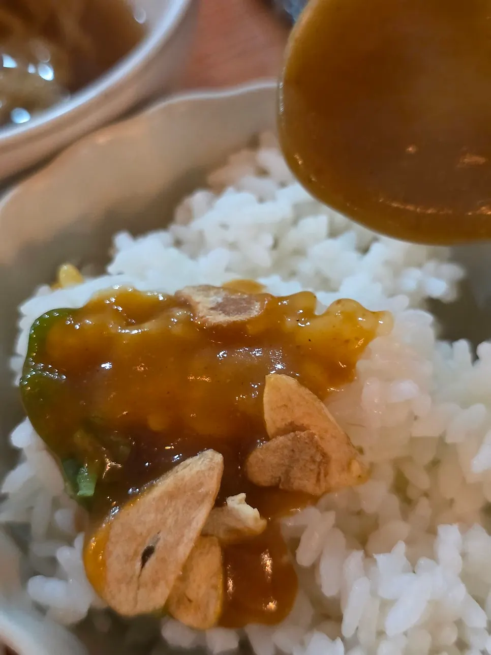 Close-up of the gyukatsu grilled with butter