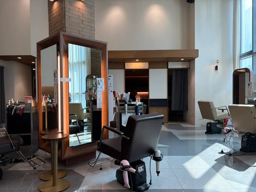 Interior treatment area of ID Hair Jeonju Hyeoksin Branch