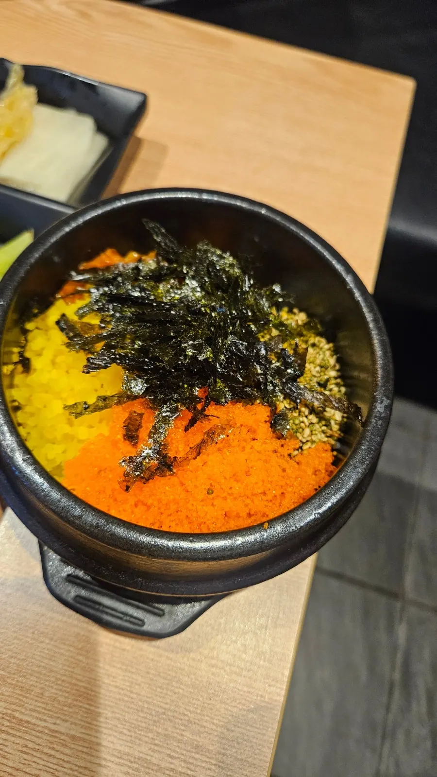 Hot stone bowl rice topped with flying fish roe