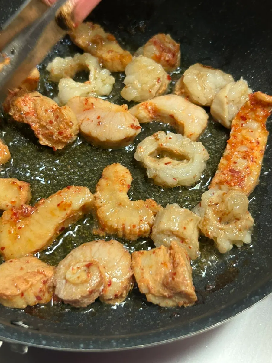Ieum Marinated Premium Omasum and Daechang Set tried at home